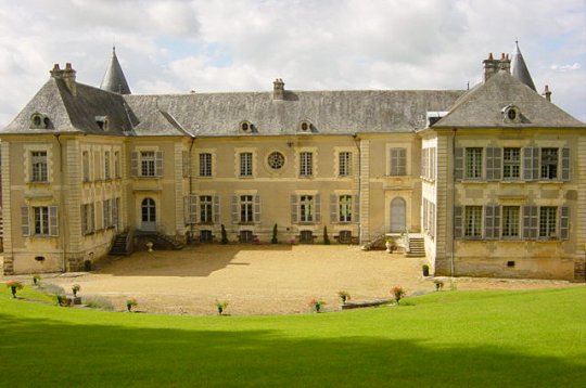 chambre hote carrayves marchampt piscine beaujeu beaujolais